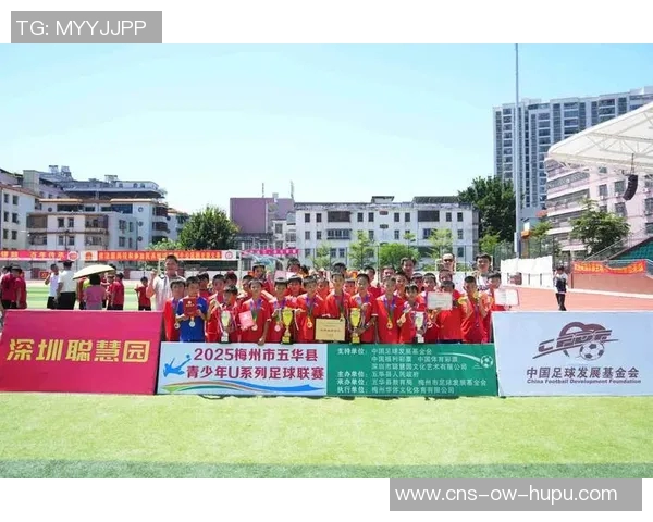 足球张勇的传奇人生与不屈精神探索足球背后的故事与梦想